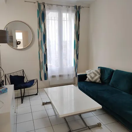 Modern 1 Bedroom Near The Metro. * Ivry-sur-Seine